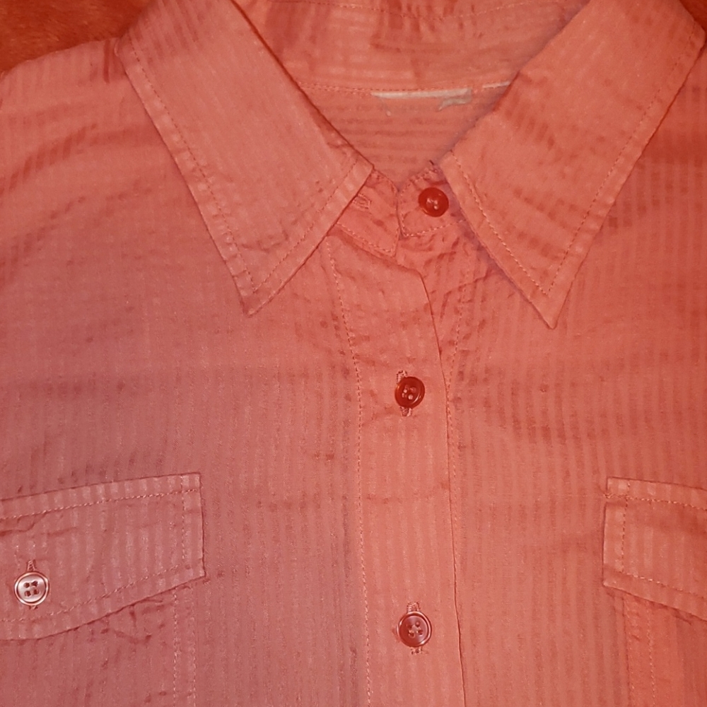 Button up blouse - Picture 2 of 2